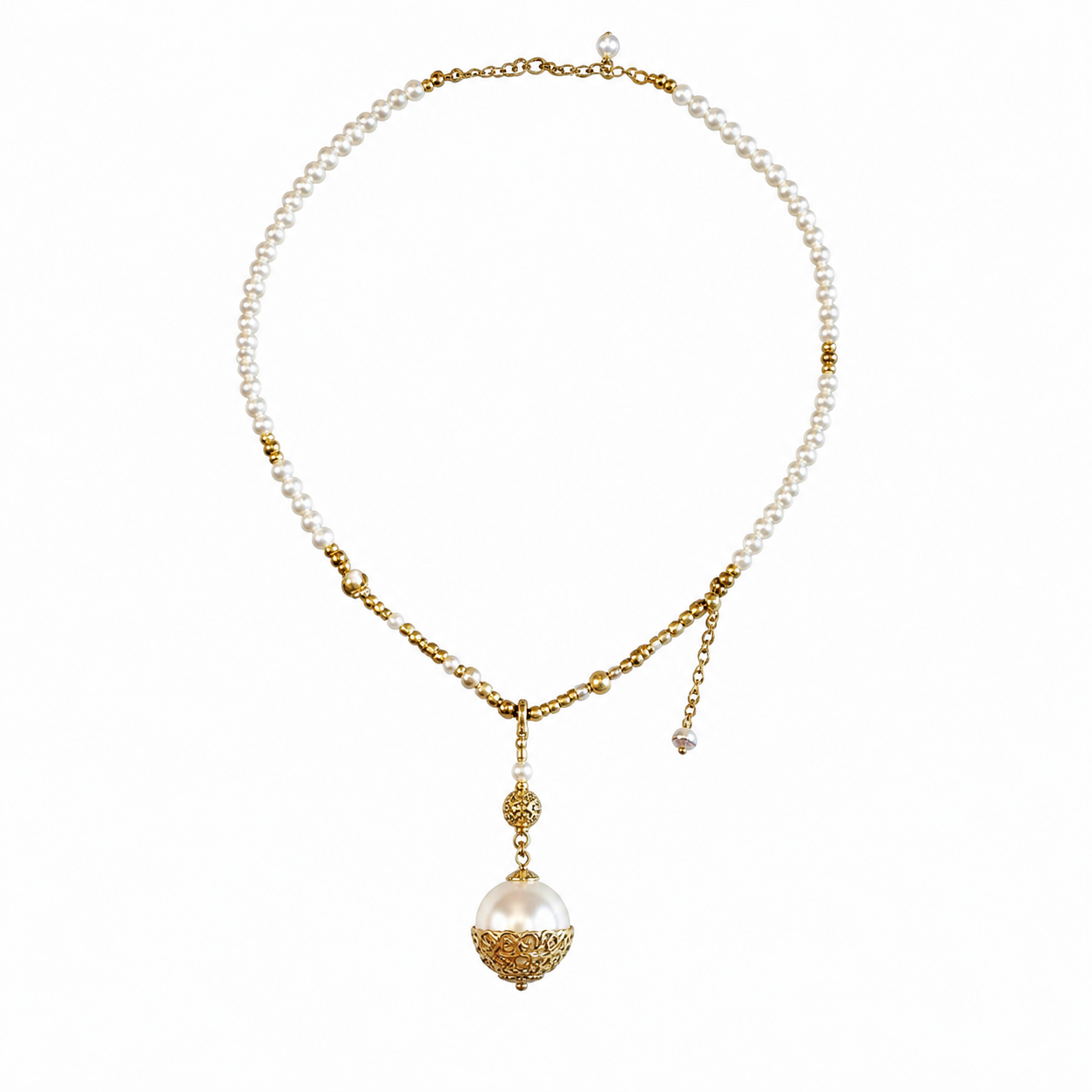 Lunéa Necklace